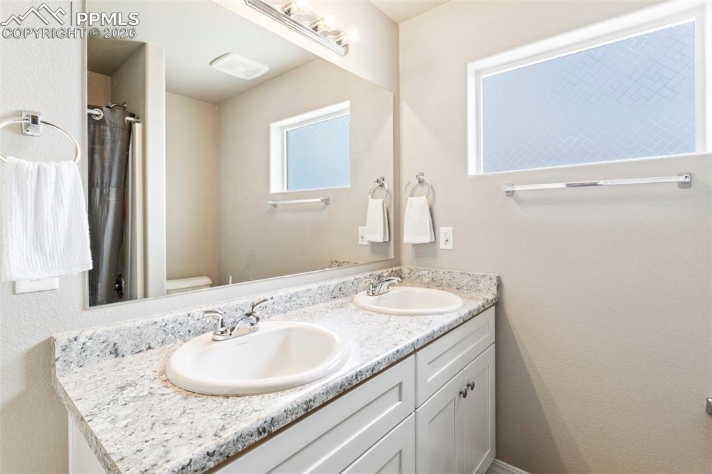 834 Grissom Drive Colorado Springs CO 80915
