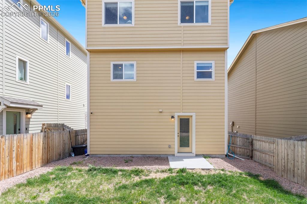 834 Grissom Drive Colorado Springs CO 80915