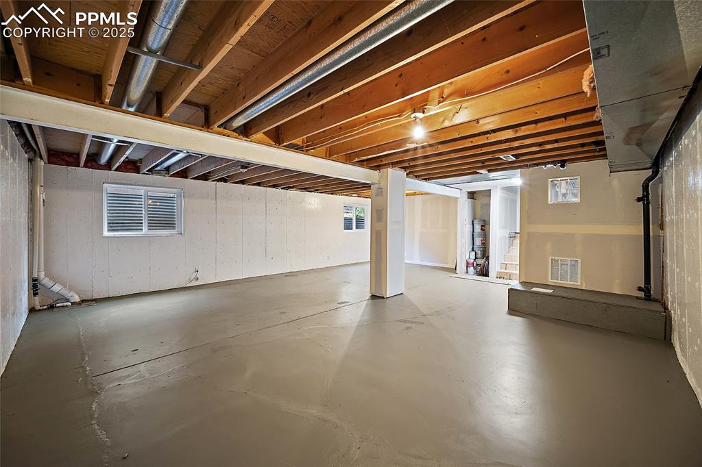 2925 Westcliff Circle Colorado Springs CO 80906