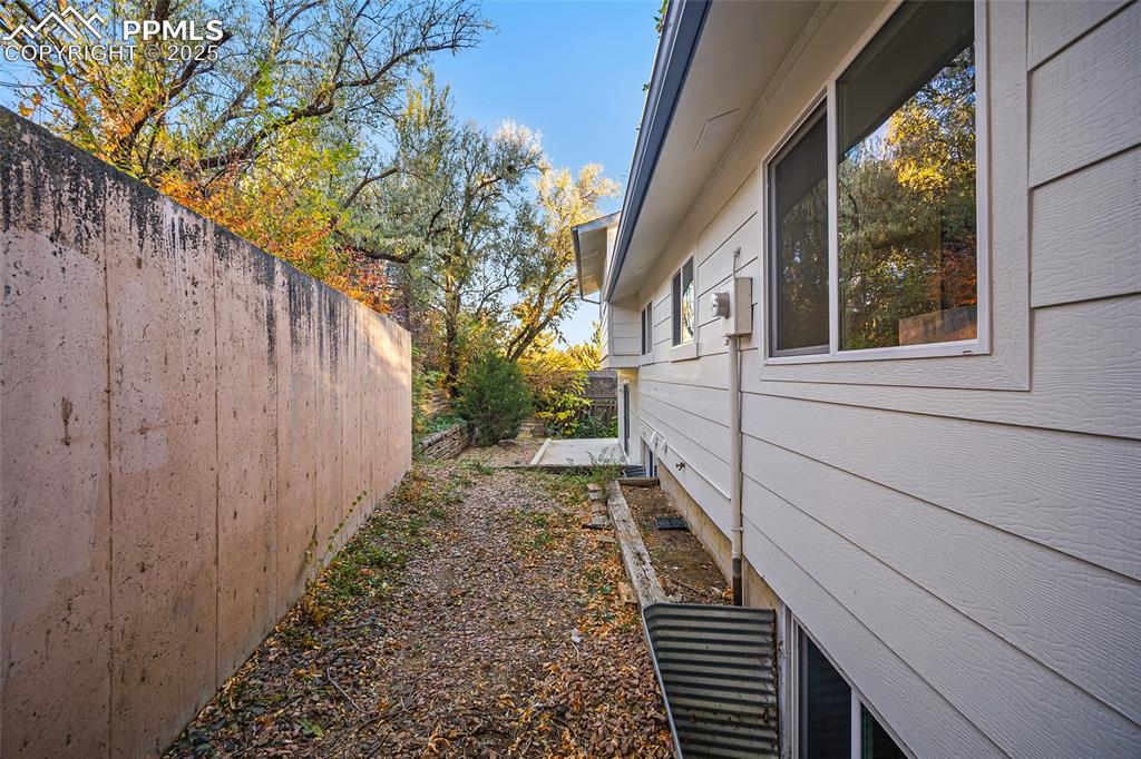 2925 Westcliff Circle Colorado Springs CO 80906
