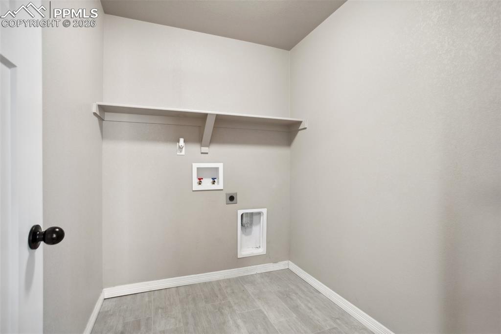 7118 Dutch Loop Colorado Springs CO 80925