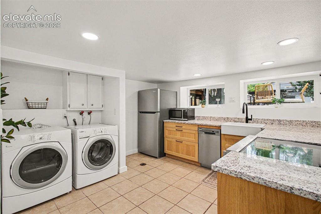 225 N Cedar Street Colorado Springs CO 80903
