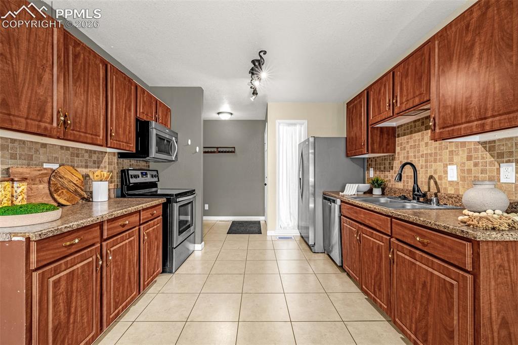 1422 Rushmore Drive Colorado Springs CO 80910