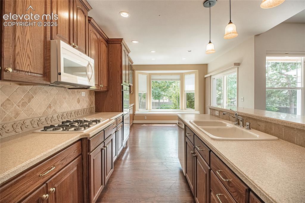 3527 Oak Meadow Drive Colorado Springs CO 80920