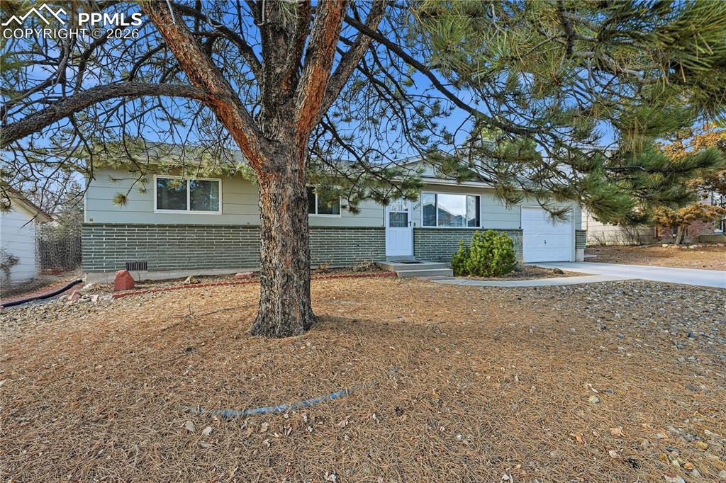 4020 E Darby Circle Colorado Springs CO 80907