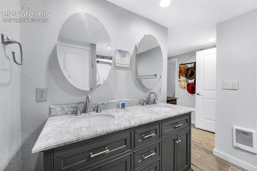 205 Eagleview Circle Florissant CO 80816