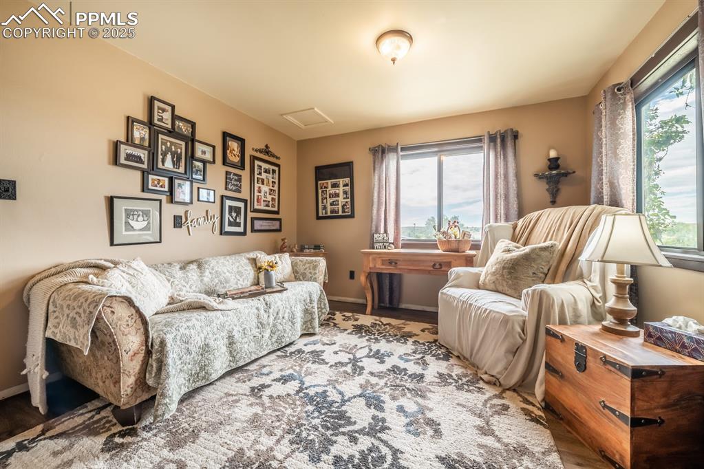 8419 3r Road Beulah CO 81023