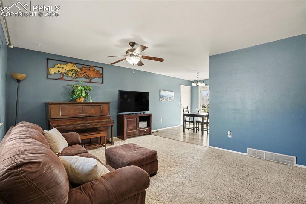 5465 Escondido Drive Colorado Springs CO 80918