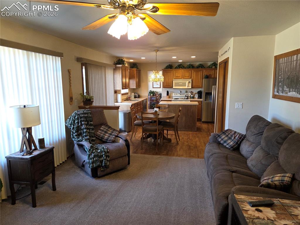 7527 Potomac Drive Colorado Springs CO 80920