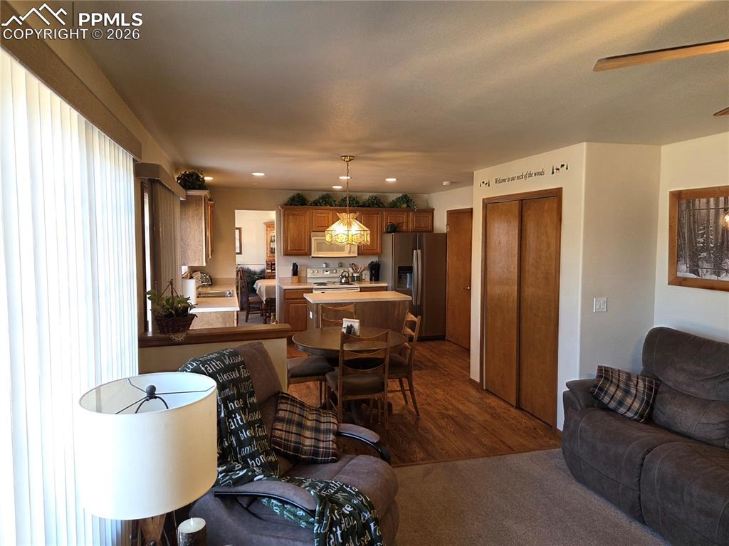 7527 Potomac Drive Colorado Springs CO 80920