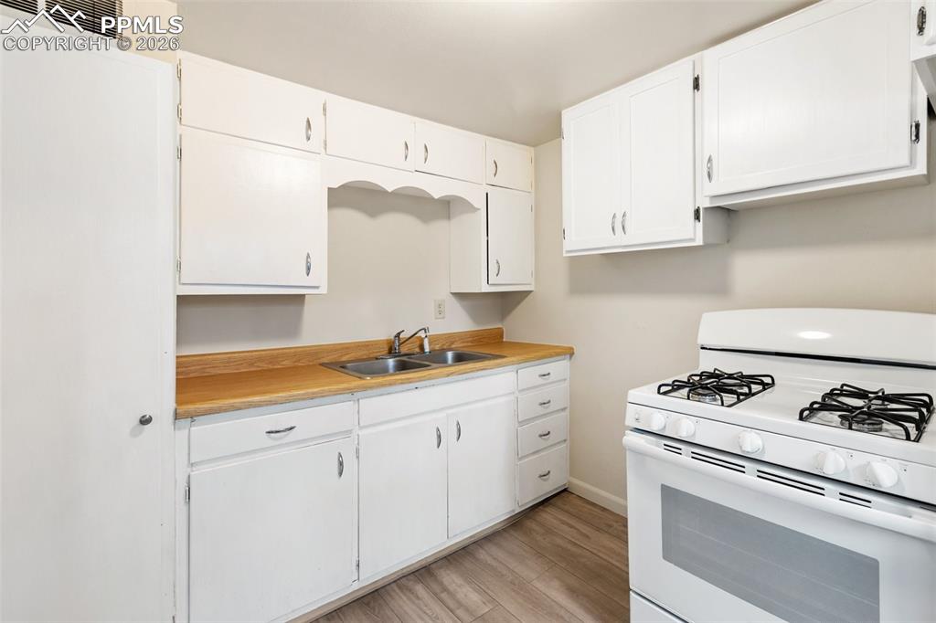 1531 W Cheyenne Road Colorado Springs CO 80906