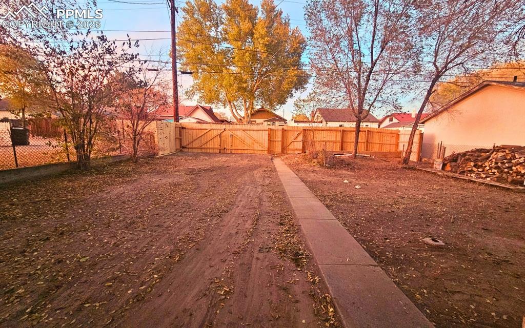 1513 E 4th Street Pueblo CO 81001