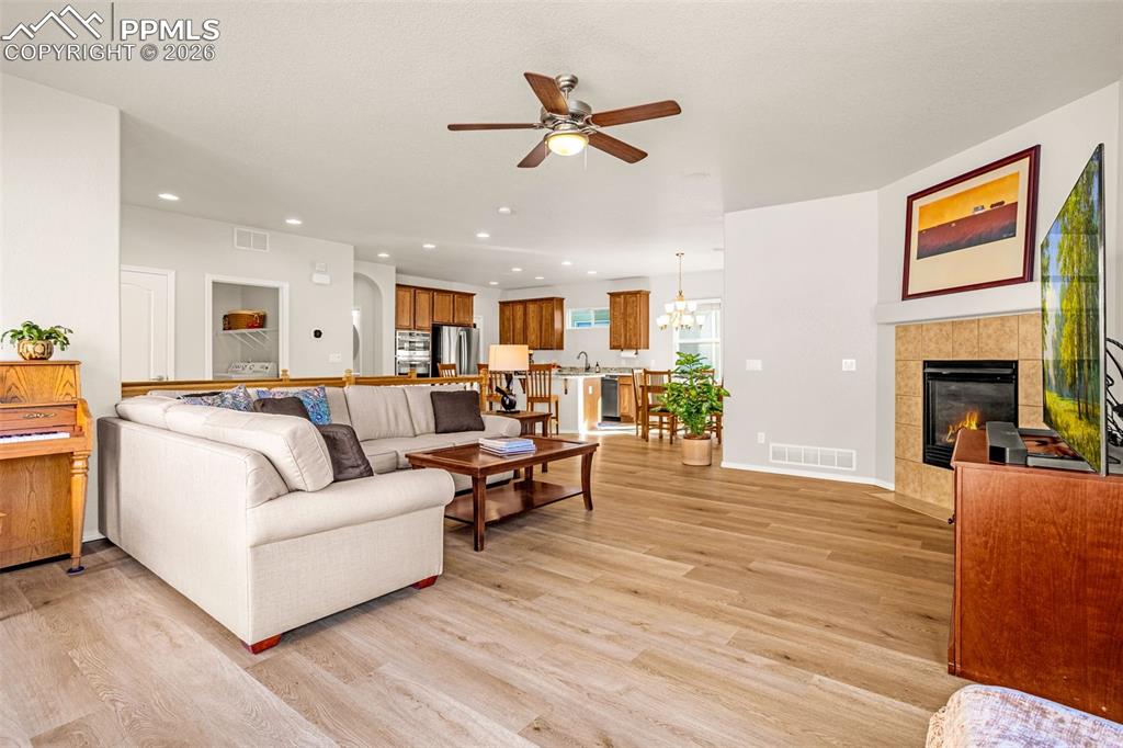 1381 Cresson Mine Drive Colorado Springs CO 80905