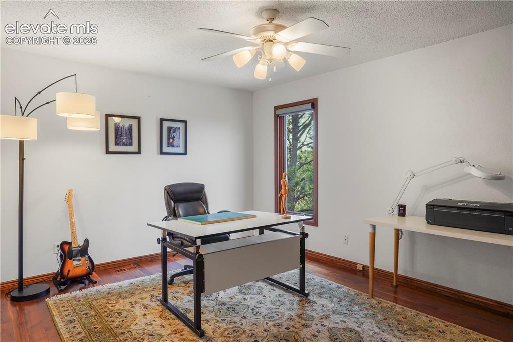 1977 Brookdale Drive Colorado Springs CO 80918