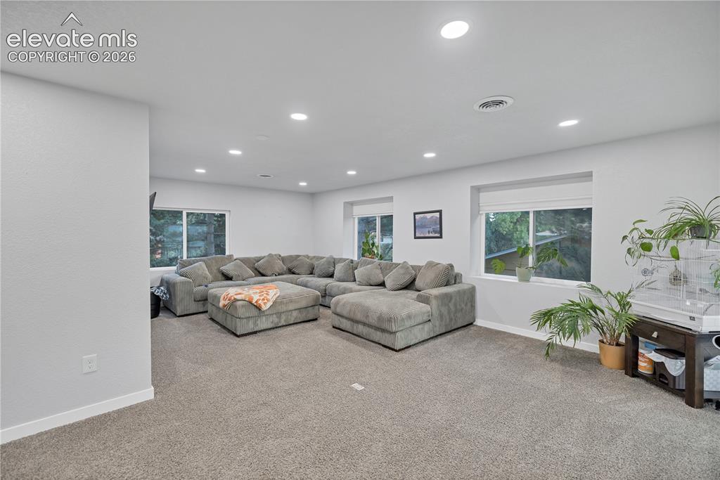 6832 Prince Drive Colorado Springs CO 80918