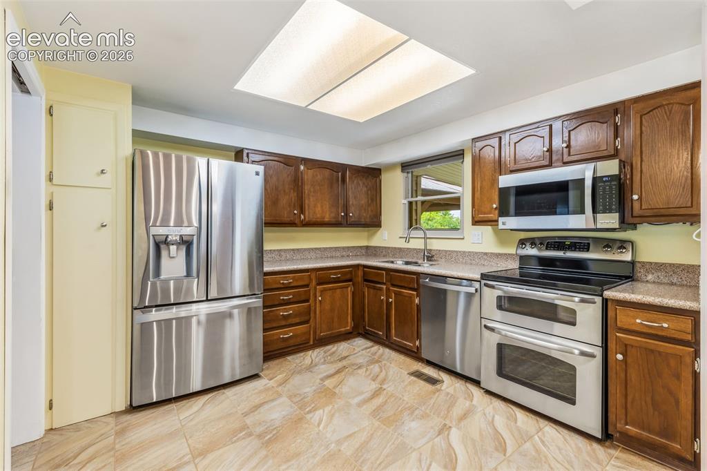 5165 Manzana Drive Colorado Springs CO 80911