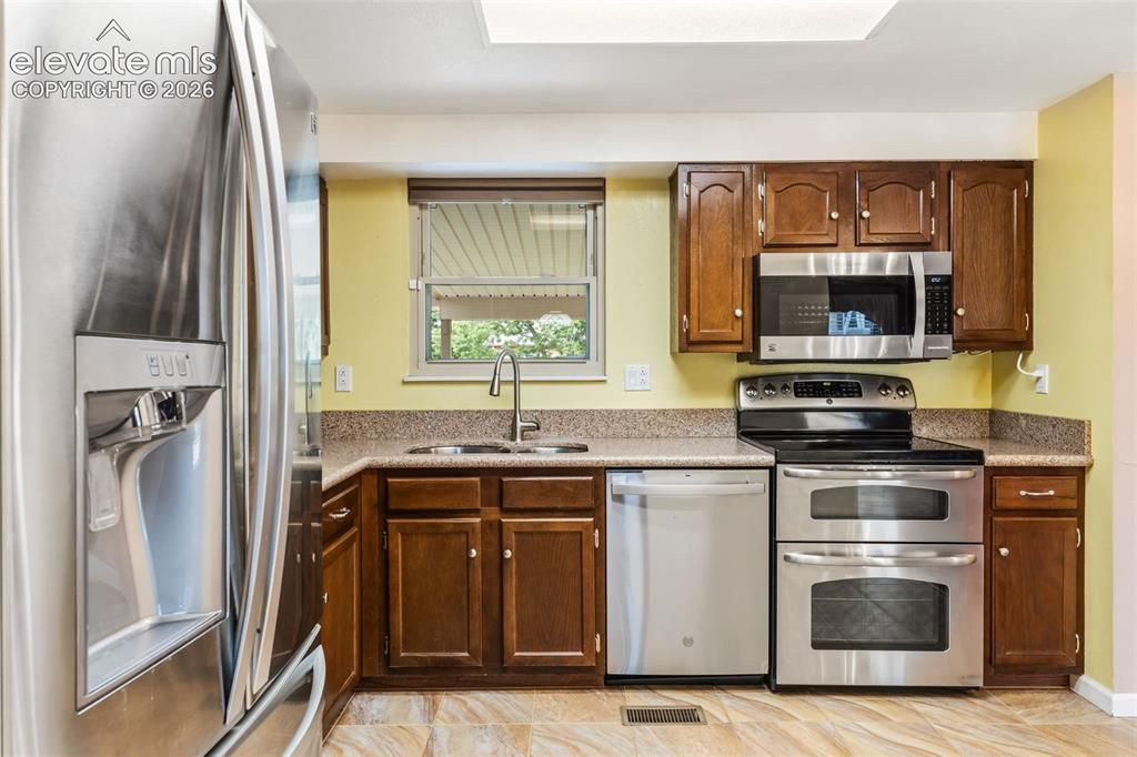 5165 Manzana Drive Colorado Springs CO 80911