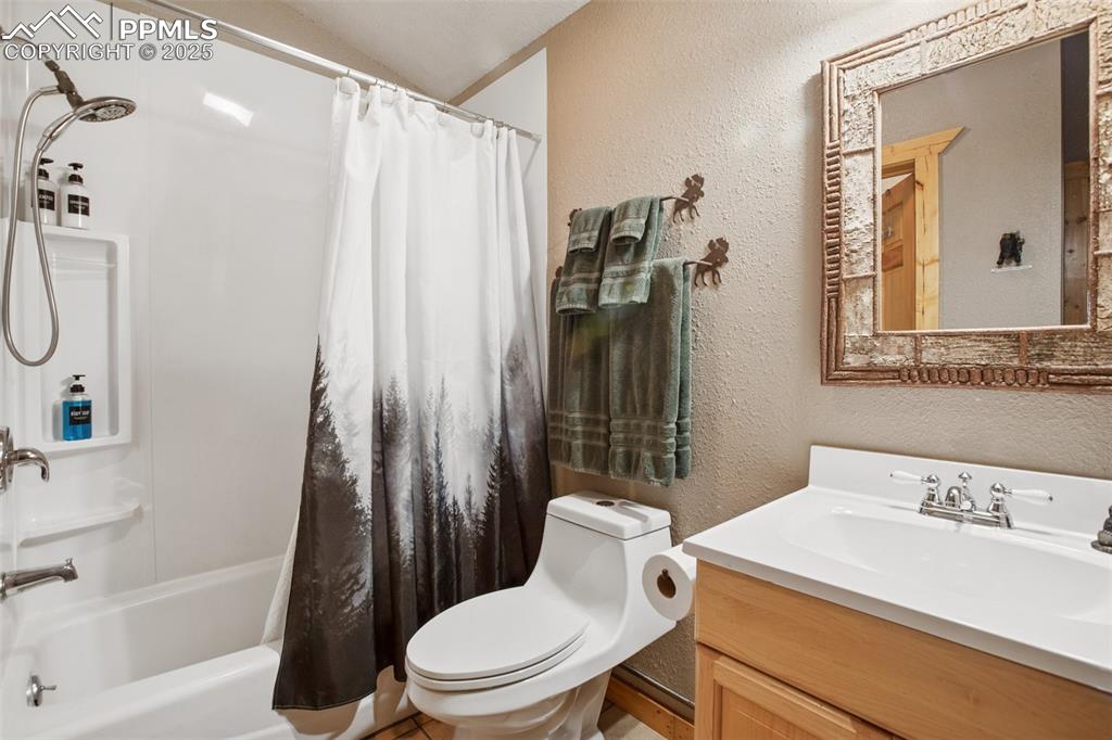 31 Handcart Circle Florissant CO 80816