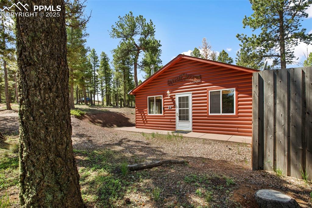 31 Handcart Circle Florissant CO 80816
