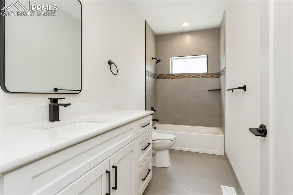 1910 Cuchara Drive Pueblo CO 81001