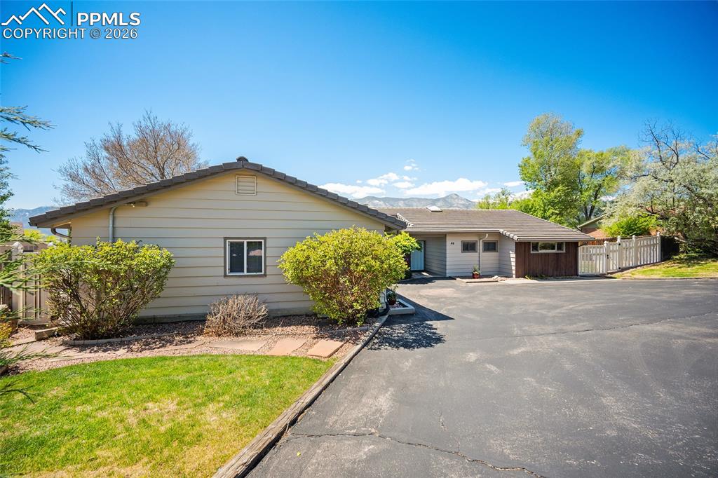 40 Friendship Lane Colorado Springs CO 80904