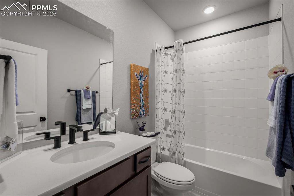 9236 Wolf Valley Drive Colorado Springs CO 80924