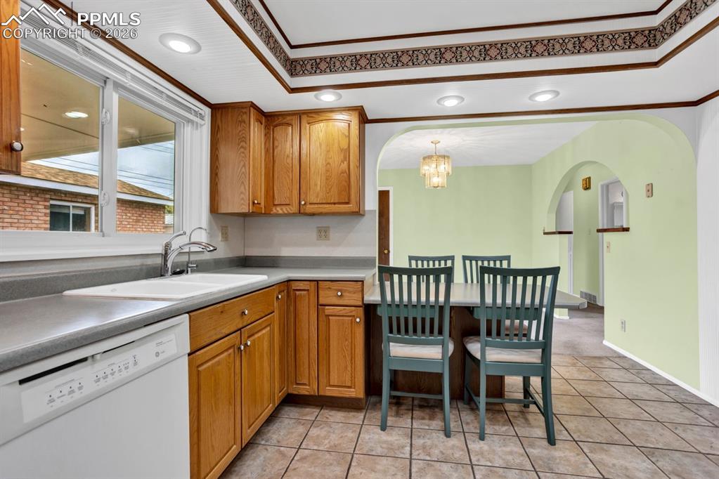 136 Steven Drive Colorado Springs CO 80911