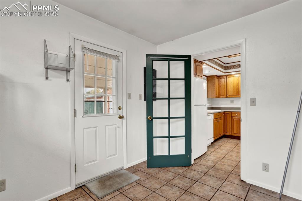 136 Steven Drive Colorado Springs CO 80911