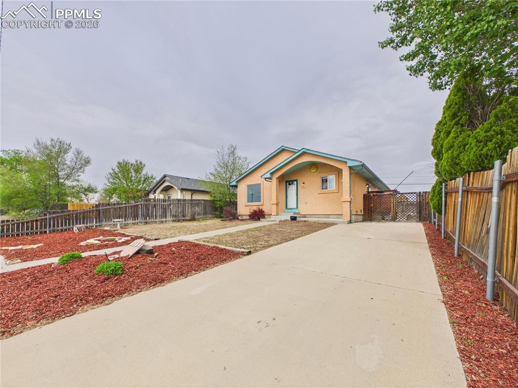 1613 E 19th Street Pueblo CO 81001
