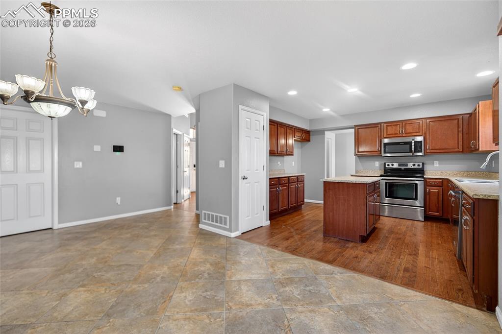 8278 Chasewood Loop Colorado Springs CO 80908