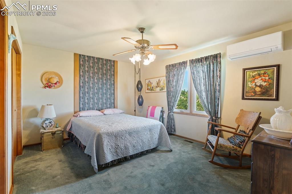 340 Thames Drive Colorado Springs CO 80906