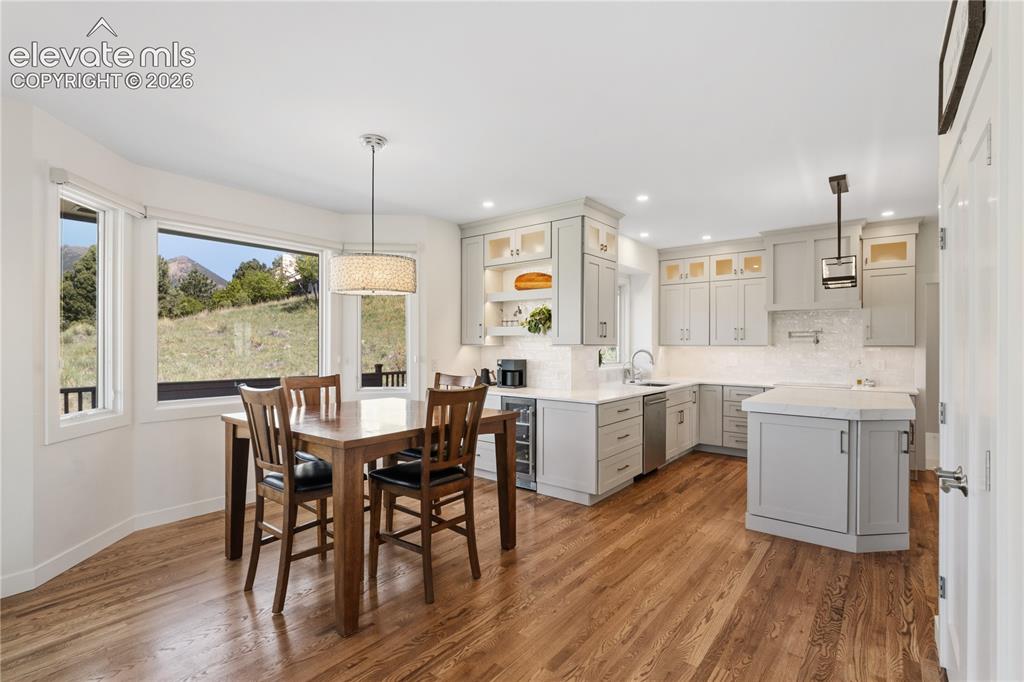 2550 Oak Hills Drive Colorado Springs CO 80919