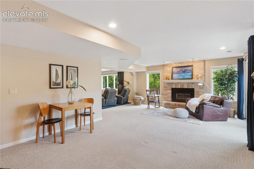 2550 Oak Hills Drive Colorado Springs CO 80919