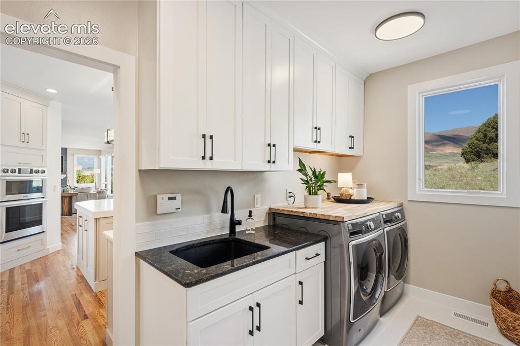 2550 Oak Hills Drive Colorado Springs CO 80919
