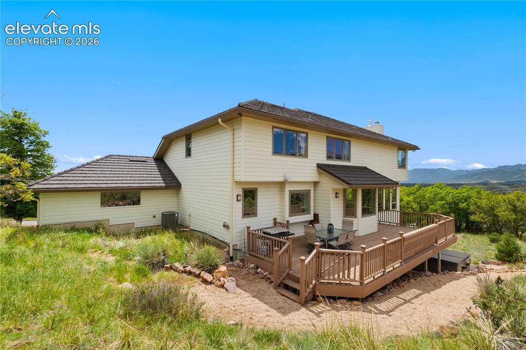 2550 Oak Hills Drive Colorado Springs CO 80919