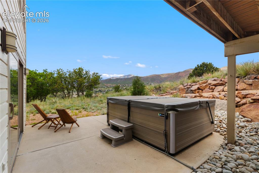 2550 Oak Hills Drive Colorado Springs CO 80919