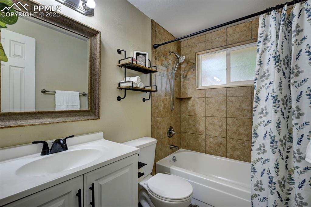 4110 Undimmed Circle Colorado Springs CO 80917