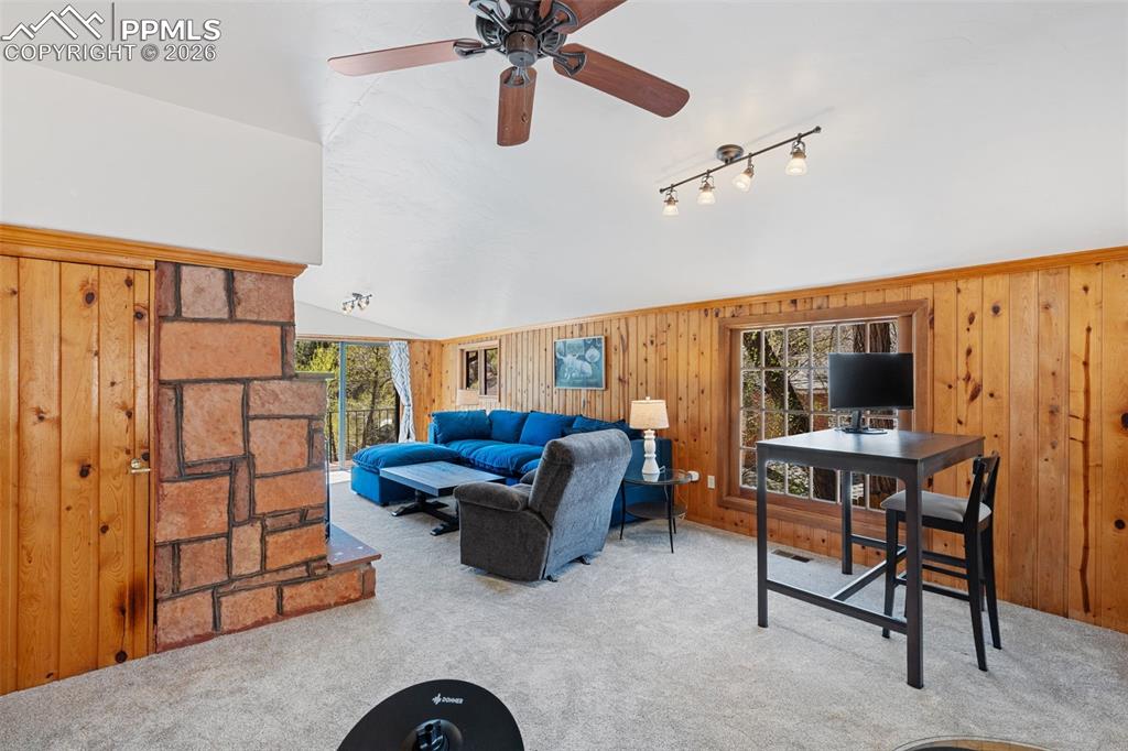107 Washington Avenue Manitou Springs CO 80829