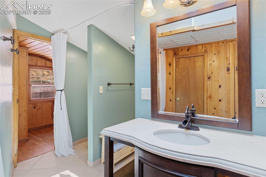 107 Washington Avenue Manitou Springs CO 80829
