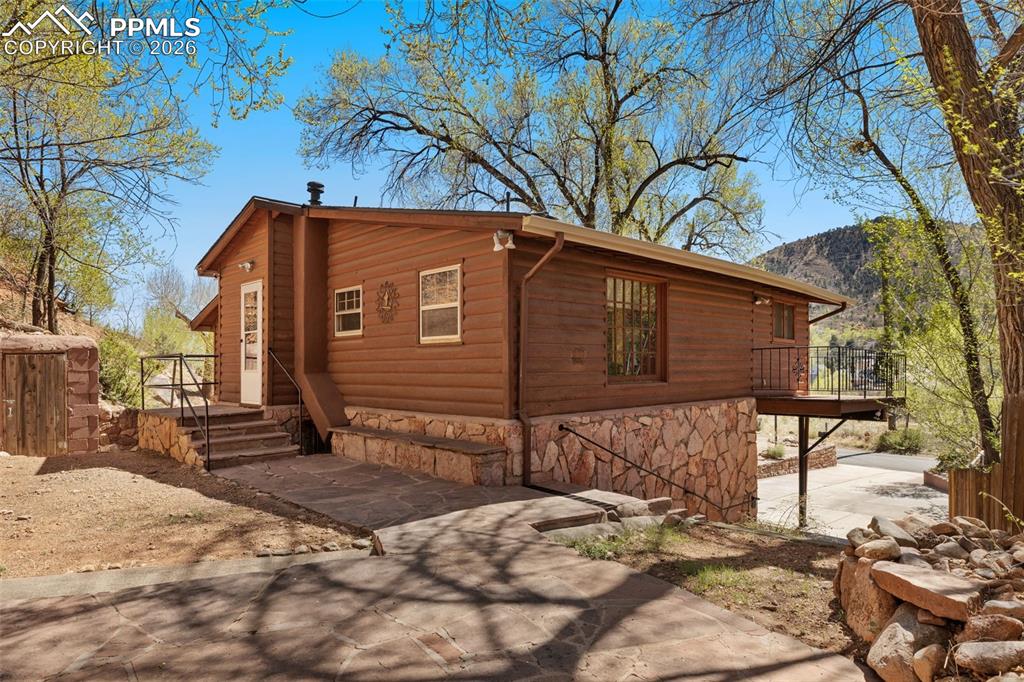 107 Washington Avenue Manitou Springs CO 80829
