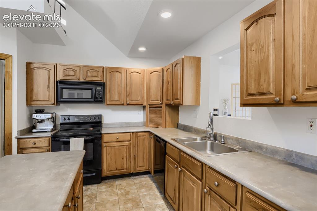 16 Echo Circle Florissant CO 80816