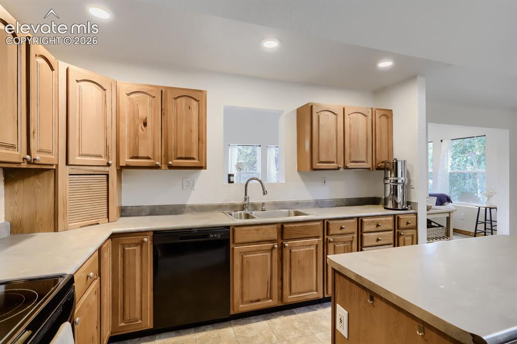 16 Echo Circle Florissant CO 80816