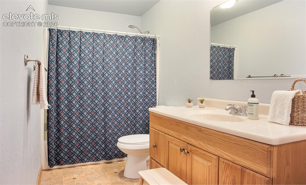 16 Echo Circle Florissant CO 80816