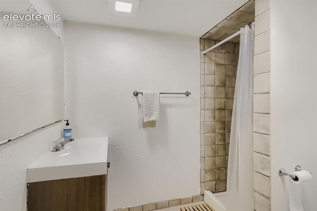 16 Echo Circle Florissant CO 80816