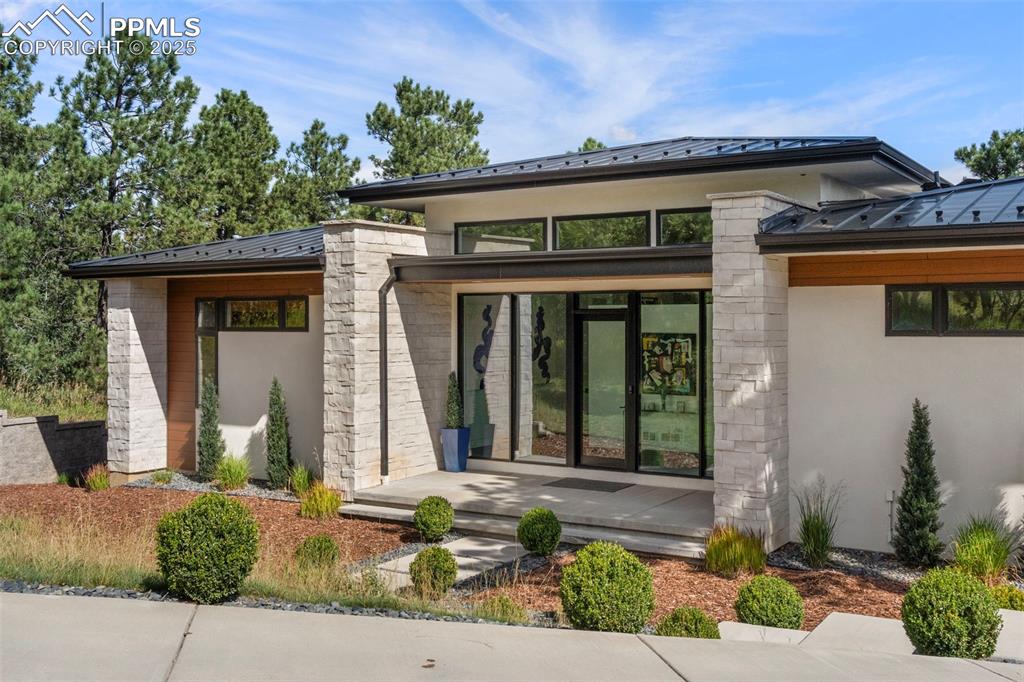17 Midland Road Colorado Springs CO 80906