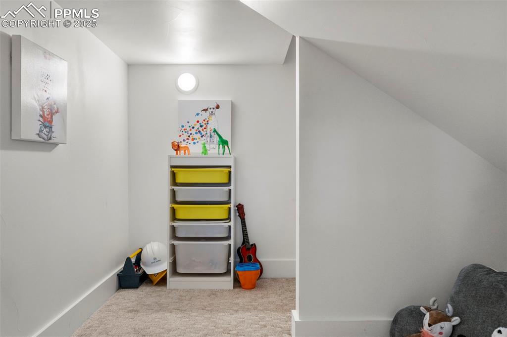 17 Midland Road Colorado Springs CO 80906