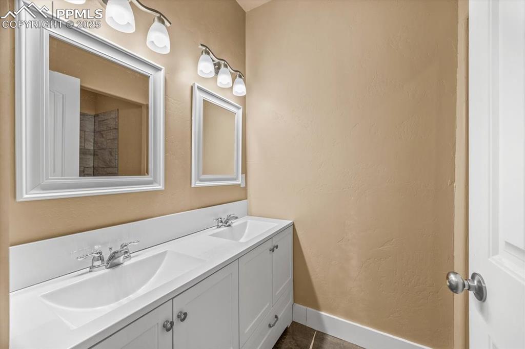 45425 Wolf Creek Drive Bennett CO 80102