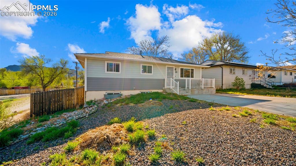 946 Hutchinson Drive Colorado Springs CO 80910