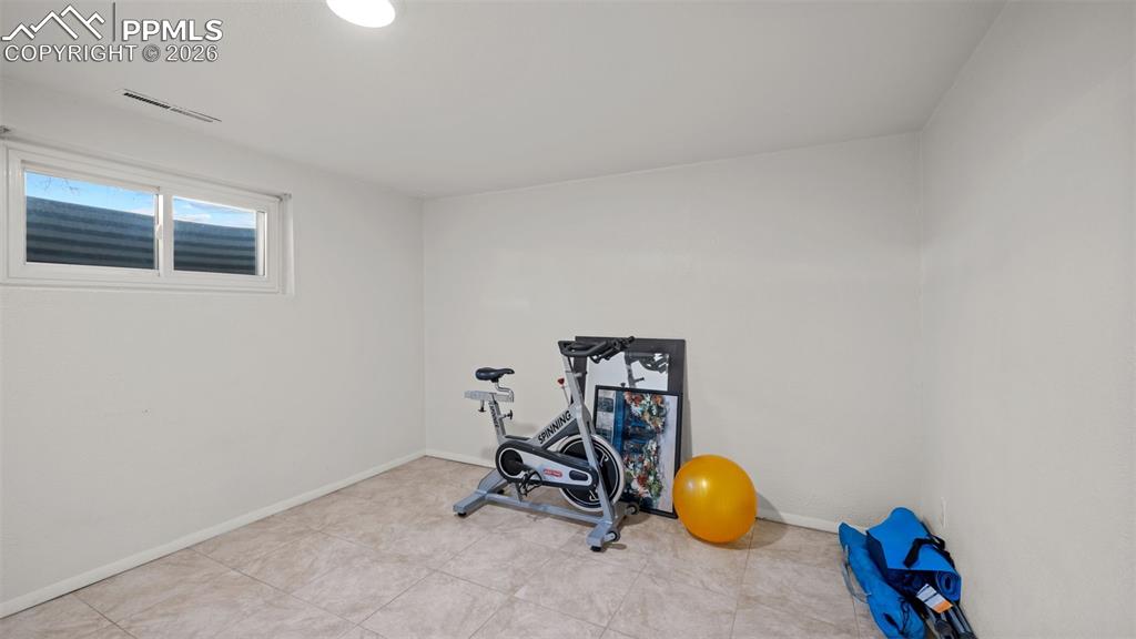 946 Hutchinson Drive Colorado Springs CO 80910