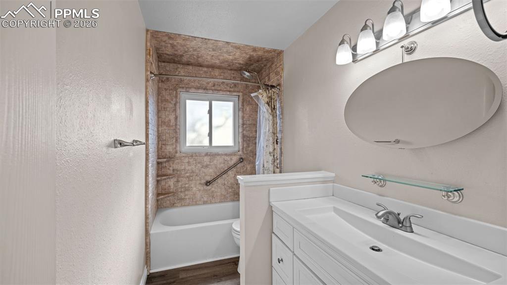 946 Hutchinson Drive Colorado Springs CO 80910